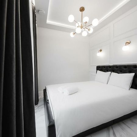 Luxury Suites Kaunas, Self-Check In Екстер'єр фото