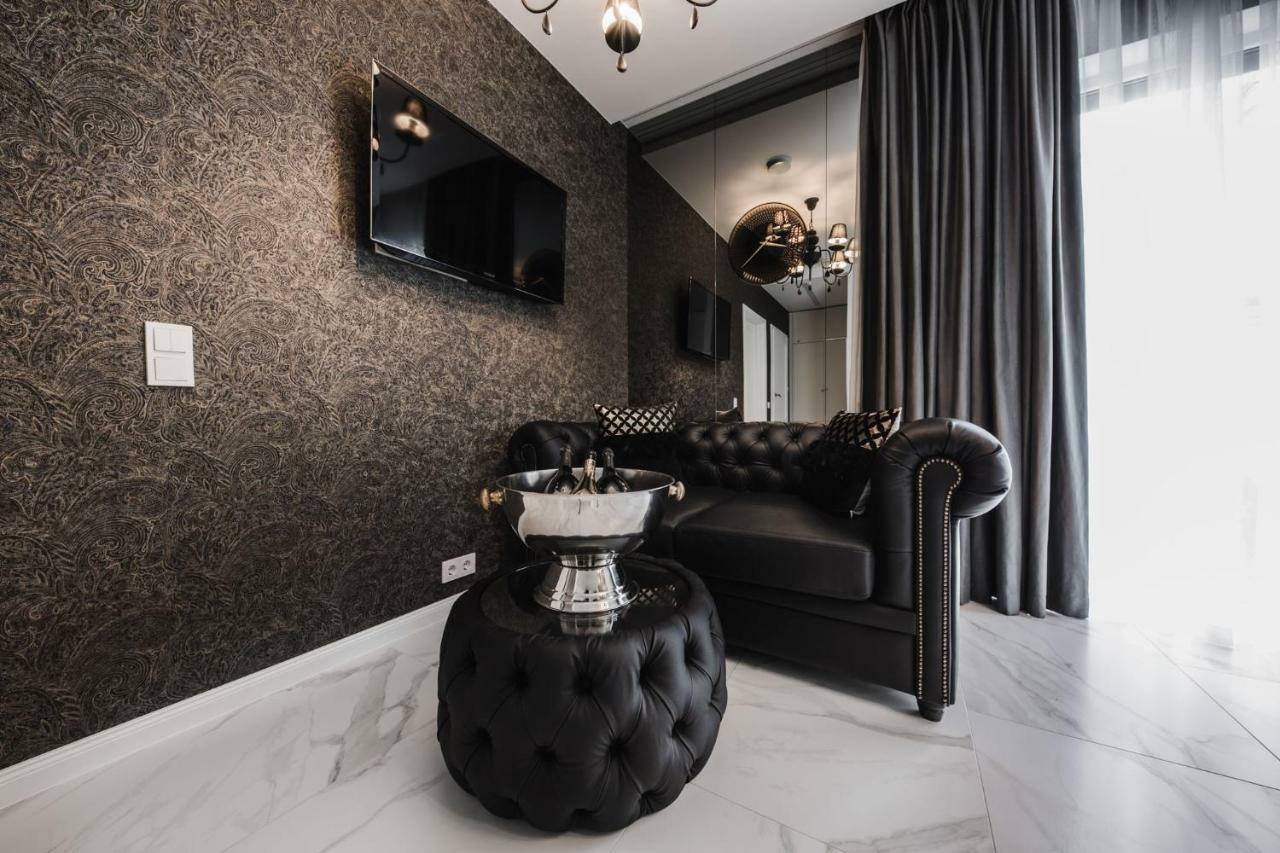 Luxury Suites Kaunas, Self-Check In Екстер'єр фото